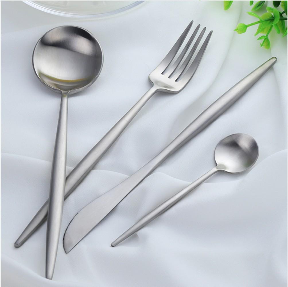 Spain Designed Silverware Set – Elegance Meets Durability